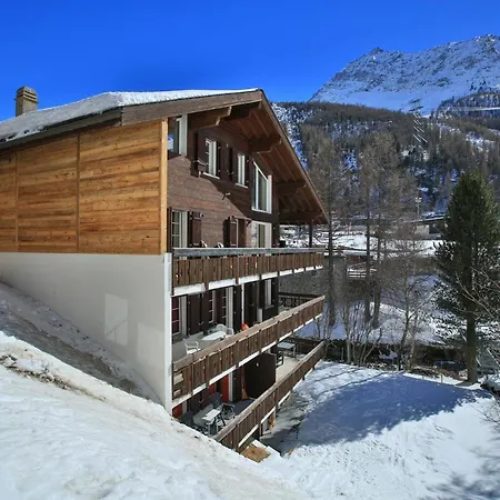 Chalet Khione *