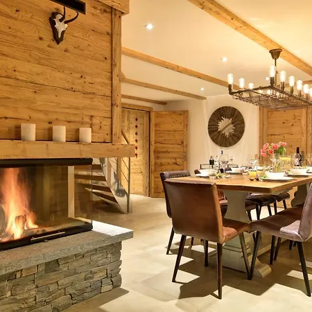 샬레 Chalet Khione