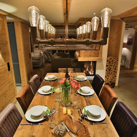샬레 Chalet Khione