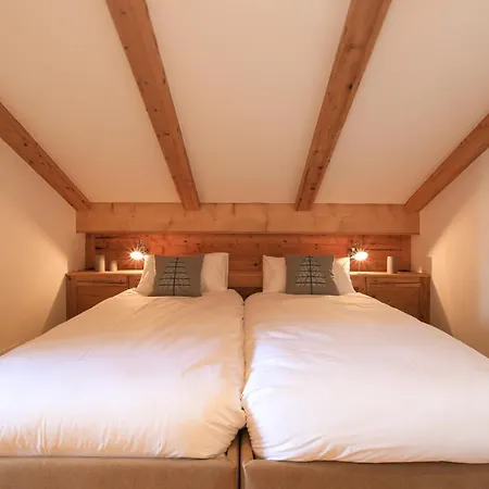 샬레 Chalet Khione